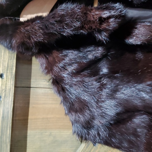 VINTAGE 100% REAL RABBIT FUR COAT MADE IN KOREA SIZE LARGE POCKETS MOBWIFE - Picture 2 of 10